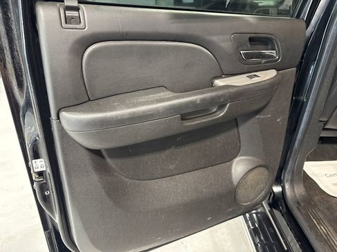 Used 2014 Chevrolet Silverado 2500 LTZ w/ LTZ Plus Package AWD/4WD image 38