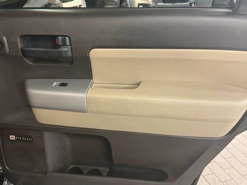 Used 2008 Toyota Sequoia SR5 image 12