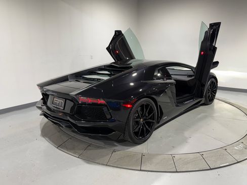 Used 2014 Lamborghini Aventador LP 700-4 image 35