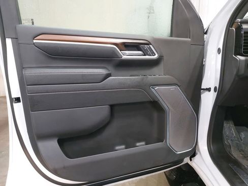 Used 2025 GMC Sierra 2500 Denali w/ Denali Reserve Package image 27