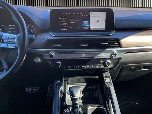 Used 2022 Kia Telluride SX w/ SX Prestige Package image 7