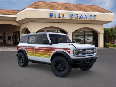 New 2025 Ford Bronco Big Bend w/ Black Diamond Package AWD/4WD image 1
