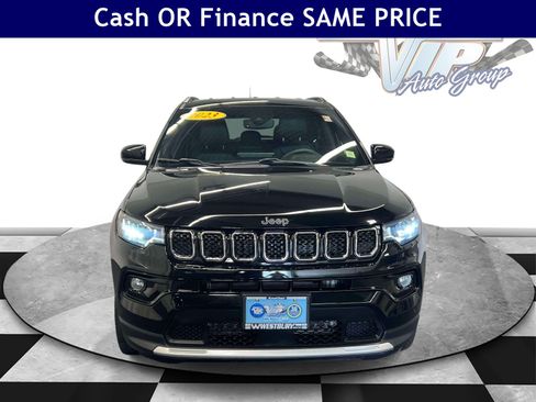 Certified 2023 Jeep Compass Limited AWD/4WD image 2