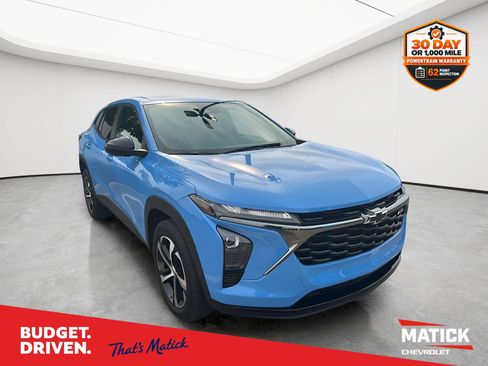 Used 2024 Chevrolet Trax RS w/ Driver Confidence Package FWD image 1