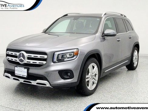 Used 2020 Mercedes-Benz GLB 250 GLB 250 4MATIC SUV w/ Premium Package image 1