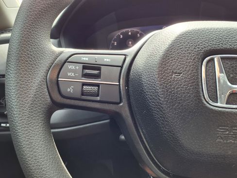 Certified 2025 Honda Accord LX image 14