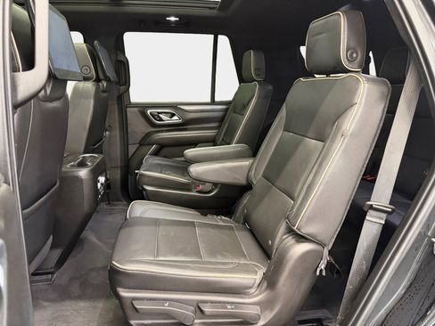 Used 2021 GMC Yukon SLT w/ SLT Luxury Plus Package image 10