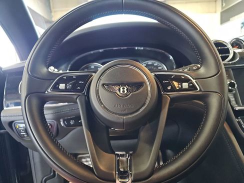 Used 2018 Bentley Bentayga AWD/4WD image 8