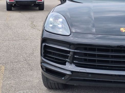 Used 2020 Porsche Cayenne AWD/4WD image 10