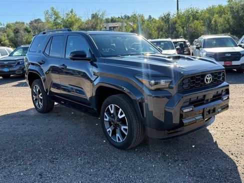 Used 2025 Toyota 4Runner TRD Sport Premium w/ Tow Technology Package AWD/4WD image 8