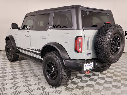 Used 2021 Ford Bronco Wildtrak image 24