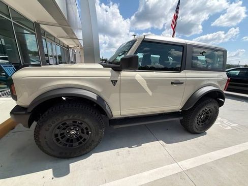 Used 2026 Ford Bronco 2-Door w/ Sasquatch Package AWD/4WD image 37