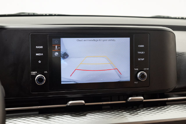 Used 2024 Kia Carnival LX FWD image 14