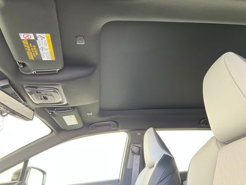 New 2026 Subaru Solterra image 21