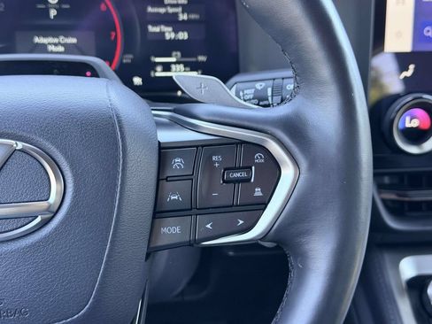 Used 2024 Lexus GX 550 w/ Accessory Package (Z1) AWD/4WD image 8