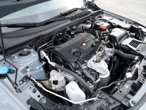 Used 2024 Honda Civic Sport image 31