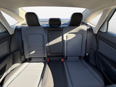 New 2026 Volkswagen Jetta SE image 12