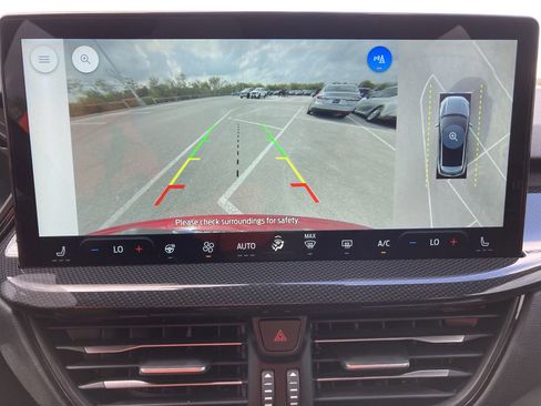 Used 2024 Ford Escape ST-Line Elite w/ Premium Technology Package image 25