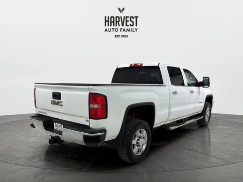 Used 2019 GMC Sierra 2500 SLT w/ Duramax Plus Package AWD/4WD image 6