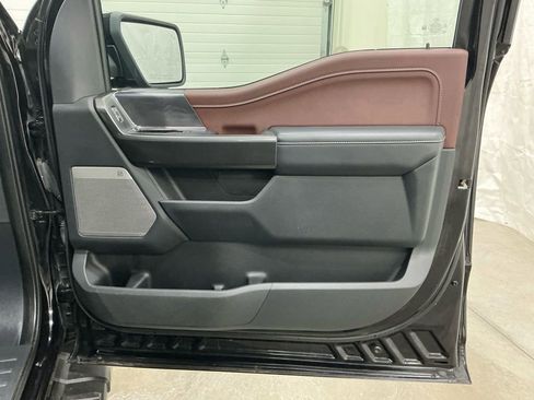 Used 2021 Ford F150 Lariat w/ Equipment Group 502A High image 33