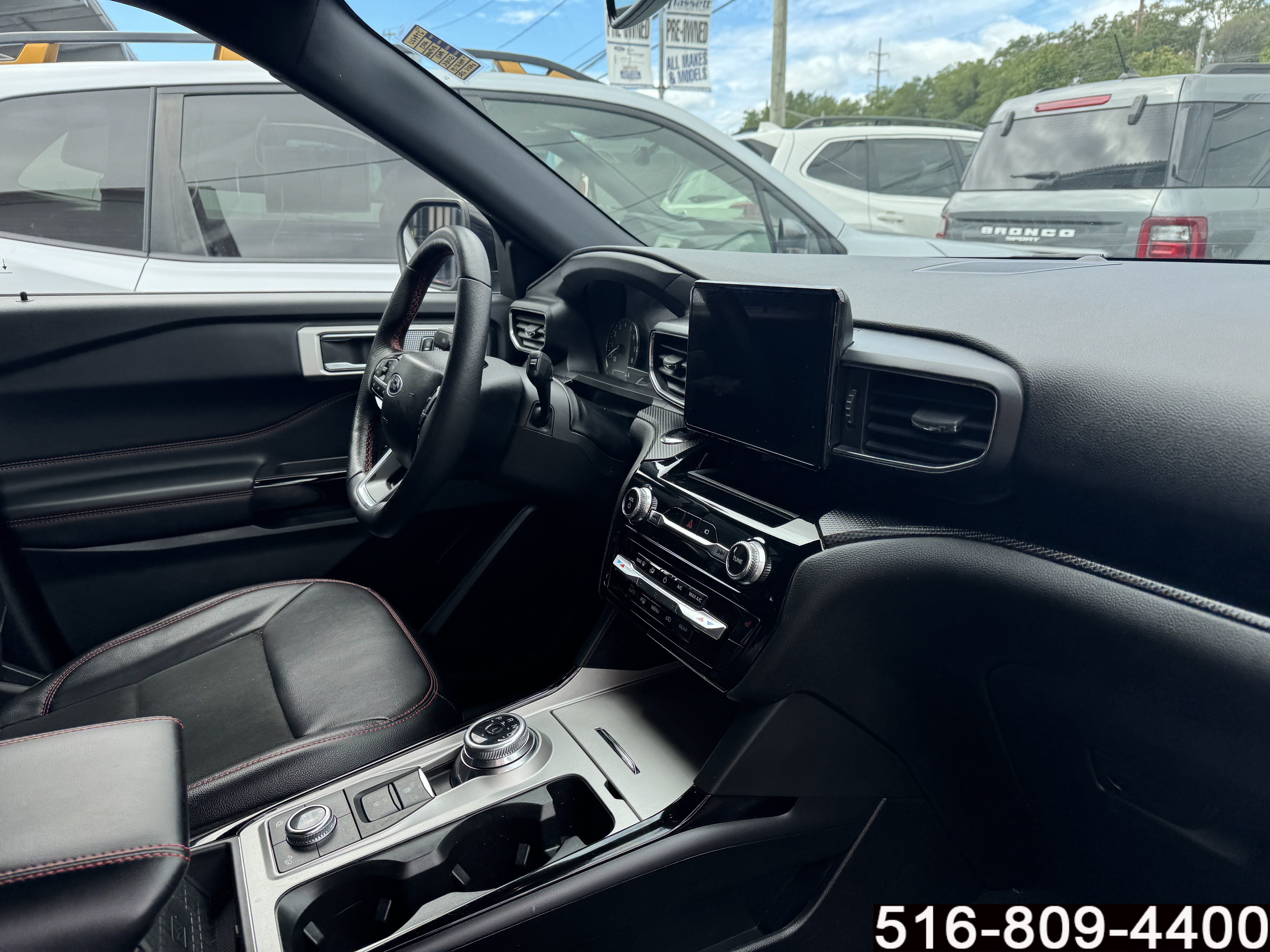 Used 2023 Ford Explorer ST-Line w/ Class IV Trailer Tow Package AWD/4WD image 28
