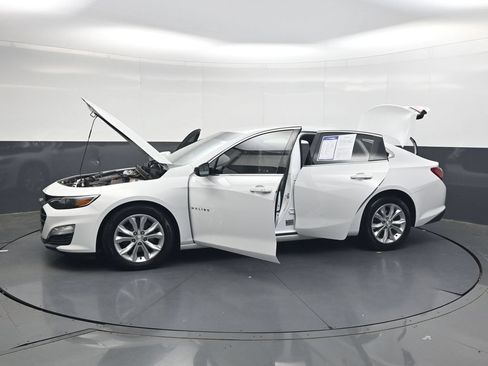 Used 2020 Chevrolet Malibu LT FWD image 39