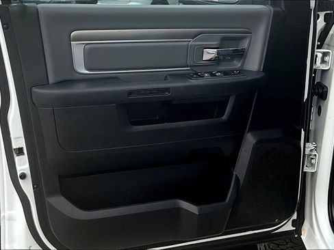 Used 2023 RAM 1500 Classic SLT w/ Electronics Group image 22