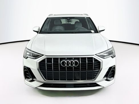 Used 2025 Audi Q3 2.0T Premium AWD/4WD image 2