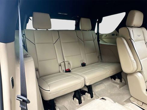 Used 2023 Cadillac Escalade Premium Luxury w/ LPO, Radiant Package image 29