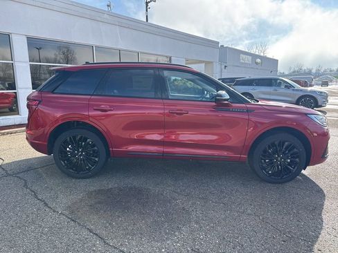 New 2026 Lincoln Corsair Reserve w/ Jet Appearance Package image 2