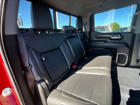 Used 2023 GMC Sierra 1500 SLT w/ SLT Premium Package AWD/4WD image 29