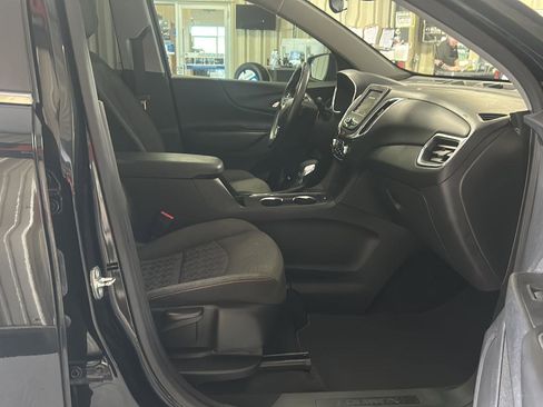 Used 2022 Chevrolet Equinox LT FWD image 23