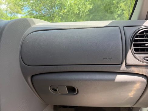Used 2005 Isuzu Ascender S AWD/4WD image 26