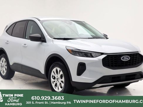 Used 2025 Ford Escape Active image 1