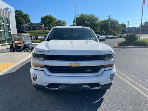 Used 2018 Chevrolet Silverado 1500 LT w/ All Star Edition AWD/4WD image 9