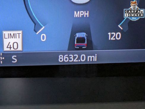 Used 2025 Ford F150 Lightning Platinum image 19