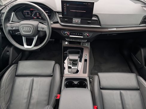Used 2023 Audi Q5 2.0T Premium Plus w/ Premium Plus Package AWD/4WD image 11