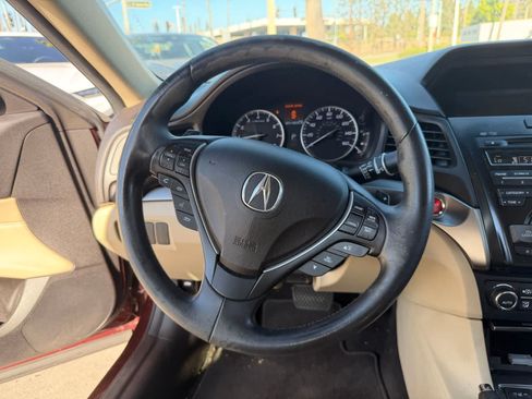 Used 2015 Acura ILX w/ Technology Package FWD image 17