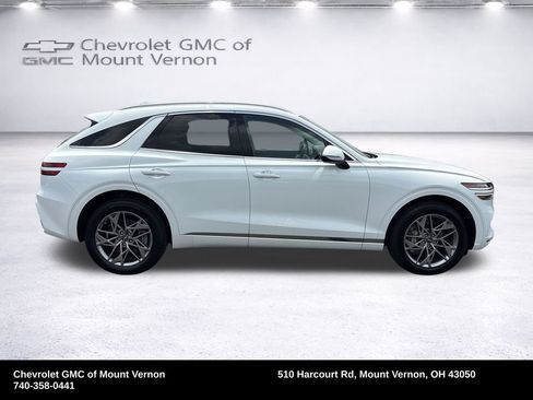 Used 2025 Genesis GV70 2.5T AWD/4WD image 7