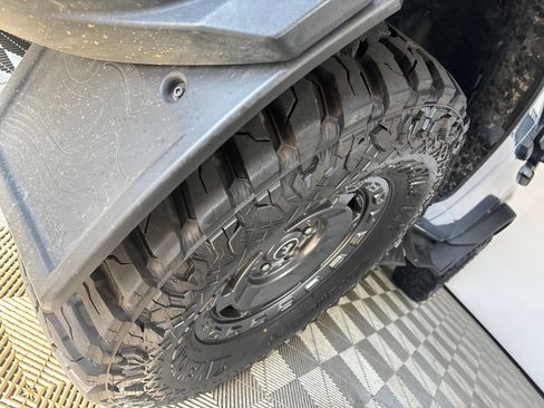 Used 2024 Ford Bronco Everglades AWD/4WD image 34