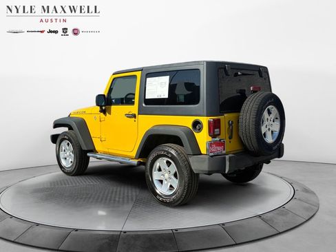 Used 2011 Jeep Wrangler Rubicon w/ PWR Convenience Group image 10