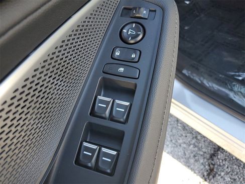 New 2026 Acura MDX FWD image 21