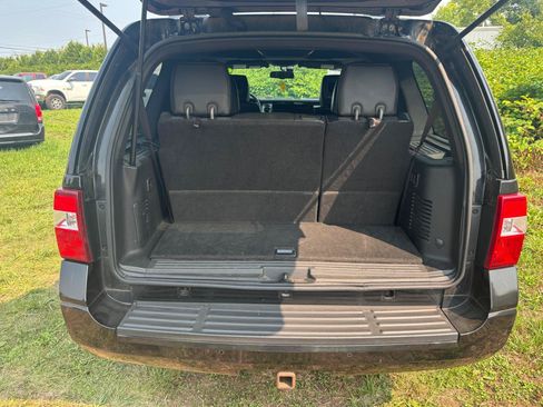 Used 2013 Ford Expedition Limited AWD/4WD image 21