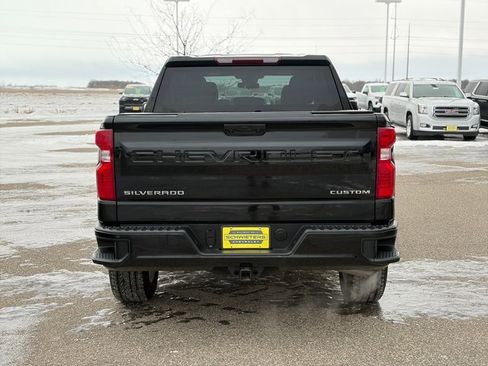 Used 2024 Chevrolet Silverado 1500 Custom image 7