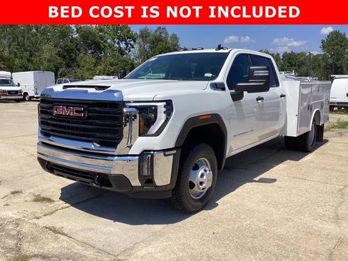 New 2025 GMC Sierra 3500 Pro w/ Convenience Package image 1