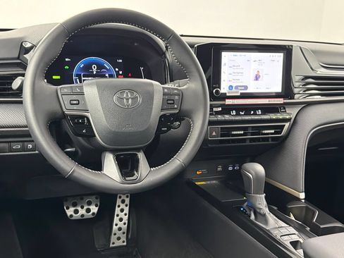 Used 2026 Toyota Camry SE w/ Convenience Package FWD image 36