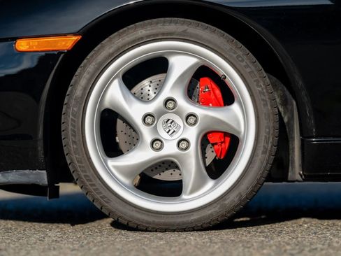 Used 2001 Porsche Boxster S image 29