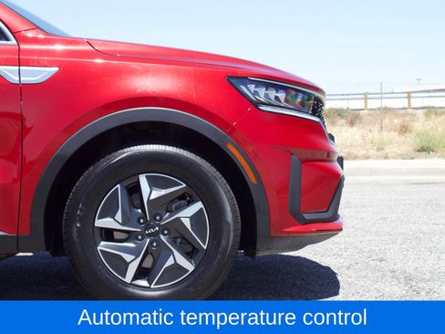 Used 2022 Kia Sorento S FWD image 6