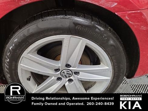 Used 2015 Volkswagen CC Sport image 11