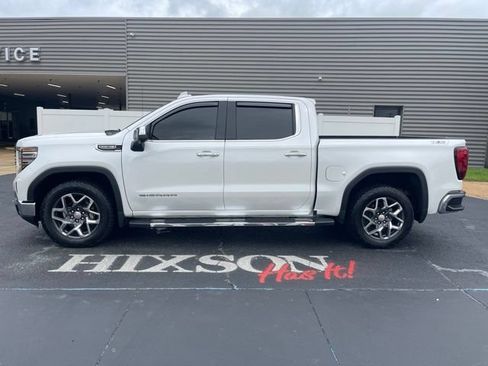 Used 2024 GMC Sierra 1500 SLT w/ SLT Premium Plus Package AWD/4WD image 2